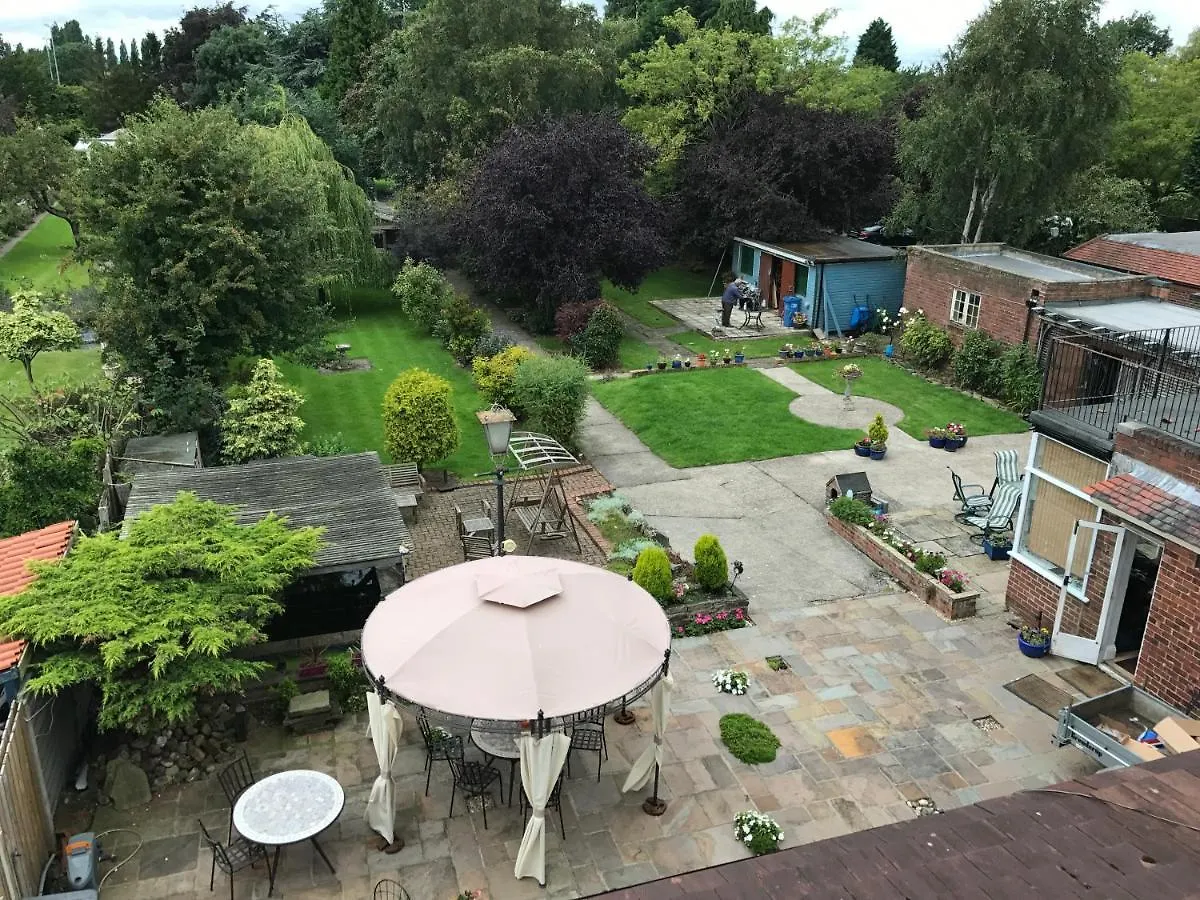 Bed & Breakfast Acorn Guest House In Hull Kingston upon Hull