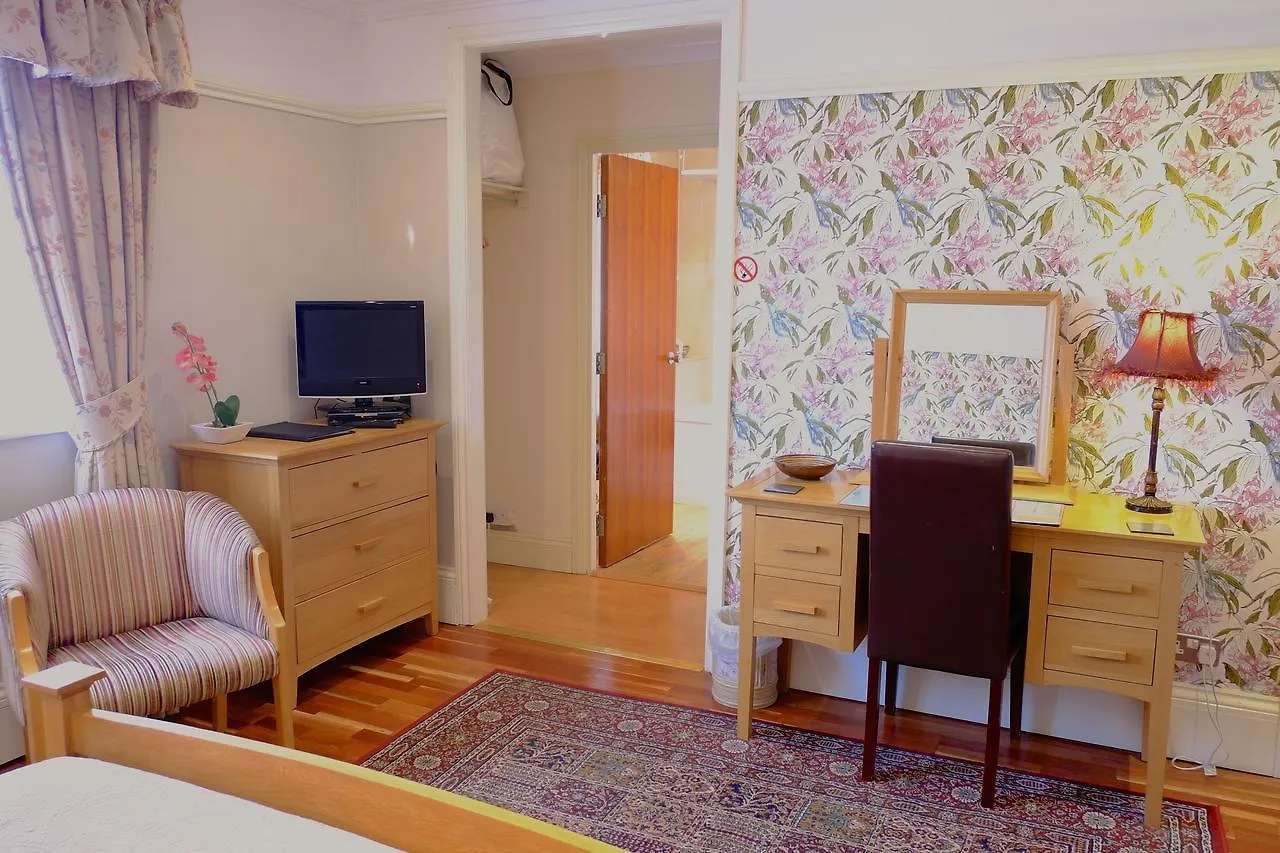 Acorn Guest House In Hull Kingston upon Hull 4*,  Velká Británie