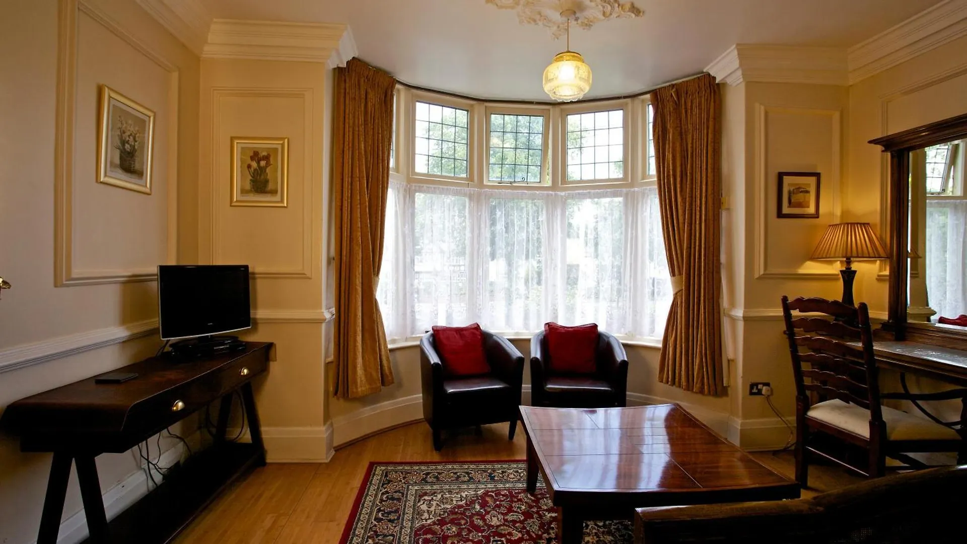 Acorn Guest House In Hull Kingston upon Hull 4*,  Velká Británie